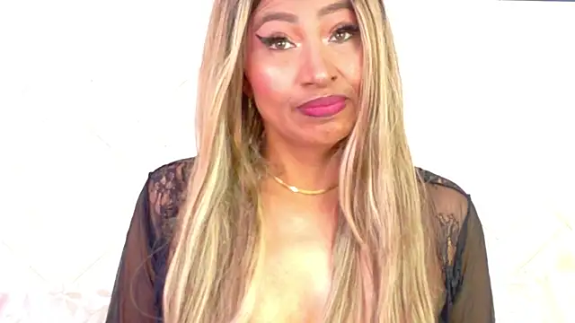 Kiara Parker  online show from May 5, 2026, 9:12 pm