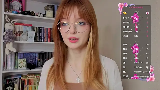 Snapshot of Lilyrin chatting on June 6, 2026, 8:35 pm Lilyrin online show from June 6, 2026, 8:35 pm