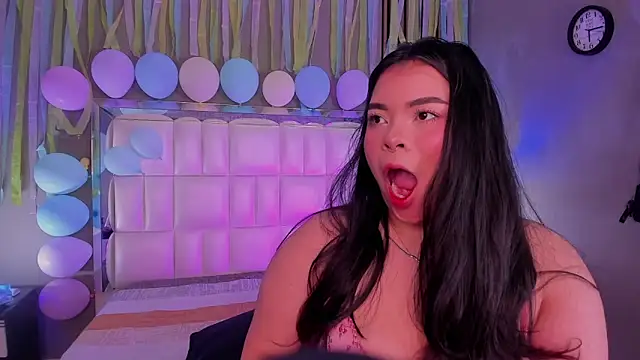 ROSELEI  online show from April 7, 2026, 12:05 pm