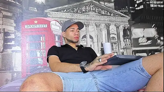 Snapshot of Daniel_huge22 chatting on April 10, 2026, 1:38 pm Daniel huge22 online show from April 10, 2026, 1:38 pm