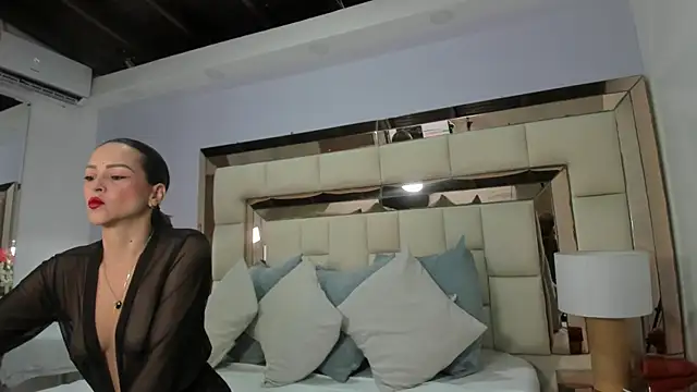 lia damasco online show from July 15, 2026, 5:07 pm