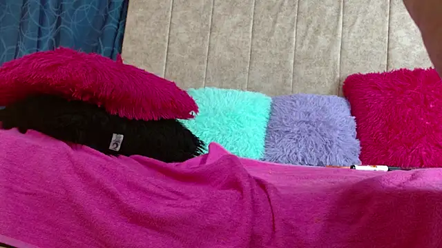 Melanie Slut nasty online show from June 27, 2026, 8:58 pm