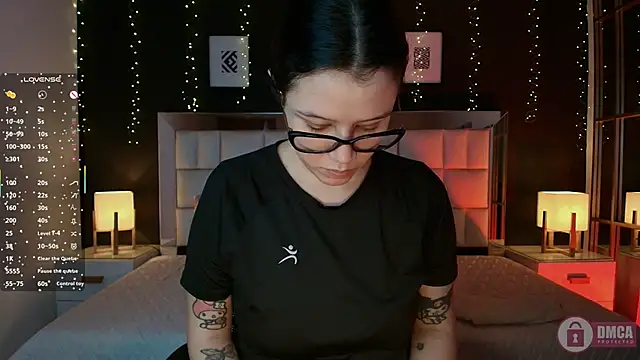 Snapshot of aria_bloomer chatting on May 7, 2026, 12:10 pm aria bloomer online show from May 7, 2026, 12:10 pm