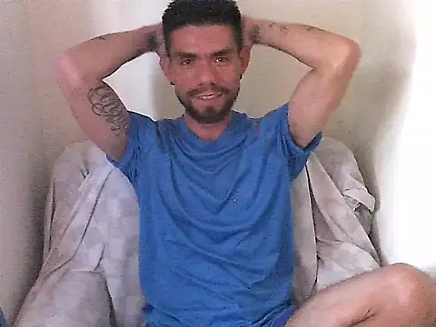 Snapshot of thomas2wood chatting on June 24, 2026, 8:30 pm thomas2wood online show from June 24, 2026, 8:30 pm
