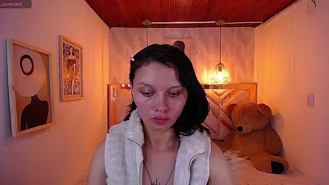 Snapshot of ahmy_ chatting on April 25, 2026, 8:06 pm ahmy online show from April 25, 2026, 8:06 pm