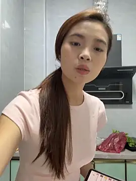 Snapshot of Mimiluv1234 chatting on April 14, 2026, 12:00 pm Mimiluv1234 online show from April 14, 2026, 12:00 pm