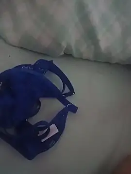 Carolinamascara online show from May 18, 2026, 4:29 am