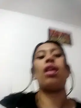 Snapshot of brithany_blaze chatting on April 8, 2026, 3:01 pm brithany blaze online show from April 8, 2026, 3:01 pm