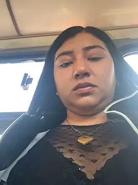 mariana-0306 online show from May 8, 2026, 4:12 pm