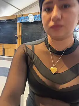 mariana-0306 online show from May 11, 2026, 4:59 pm
