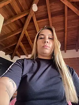 Snapshot of _BellaSmith_ chatting on June 17, 2026, 7:48 pm BellaSmith online show from June 17, 2026, 7:48 pm