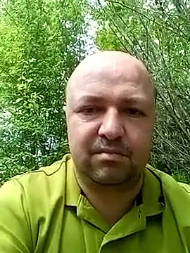 Snapshot of Luceriusbigass chatting on May 19, 2026, 9:04 am Luceriusbigass online show from May 19, 2026, 9:04 am