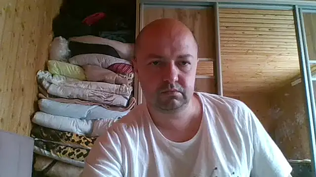 Snapshot of Luceriusbigass chatting on May 29, 2026, 2:37 pm Luceriusbigass online show from May 29, 2026, 2:37 pm