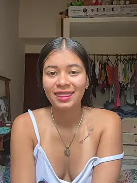 Kloe zaf online show from June 5, 2026, 8:58 pm