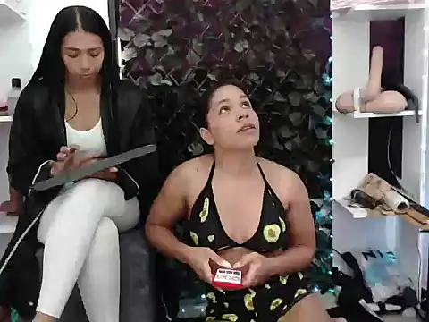 Snapshot of april_seven chatting on April 28, 2026, 1:38 pm april seven online show from April 28, 2026, 1:38 pm