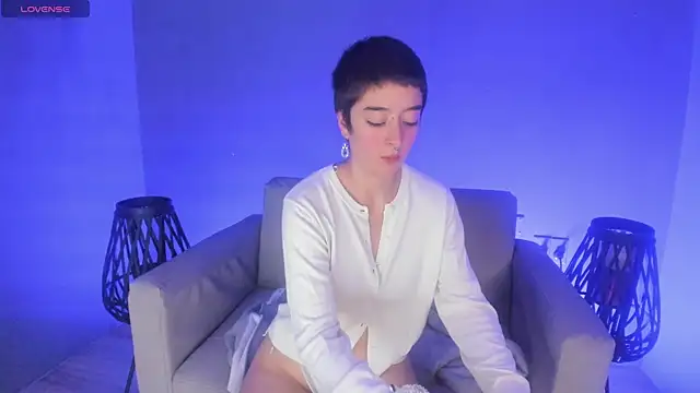 Atheena   online show from May 7, 2026, 1:05 pm