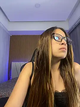 Snapshot of Ambar_Zaf chatting on May 7, 2026, 7:19 pm Ambar Zaf online show from May 7, 2026, 7:19 pm