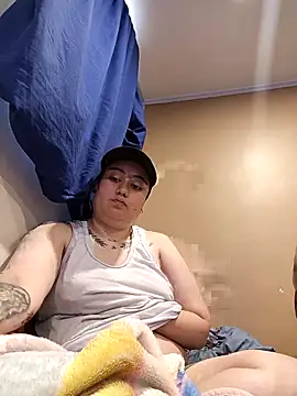 Snapshot of celeste_beacker chatting on April 11, 2026, 9:19 pm celeste beacker online show from April 11, 2026, 9:19 pm