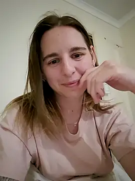 jade Montoe online show from June 5, 2026, 9:09 pm