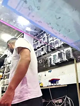 DiegoDass online show from April 27, 2026, 2:37 pm