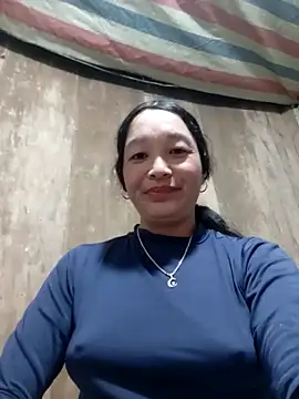 vanlucky2 online show from May 11, 2026, 2:45 pm