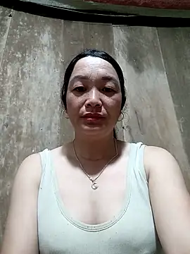 vanlucky2 online show from May 19, 2026, 11:11 pm