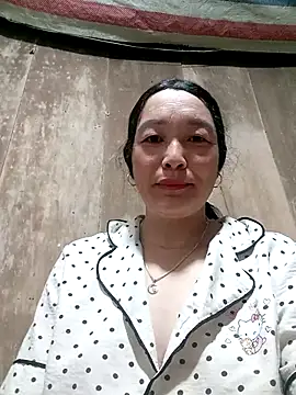 vanlucky2 online show from May 20, 2026, 11:22 pm