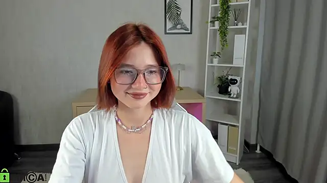 Lessi Panic online show from June 22, 2026, 12:56 am