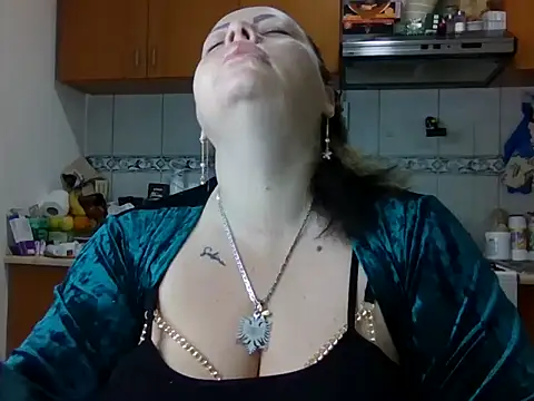 SweetRoseSingle online show from April 9, 2026, 5:29 am