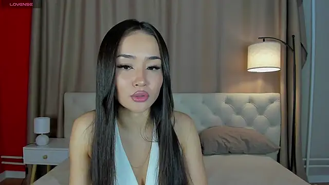 Snapshot of Riddle_Lay chatting on May 28, 2026, 9:28 am Riddle Lay online show from May 28, 2026, 9:28 am