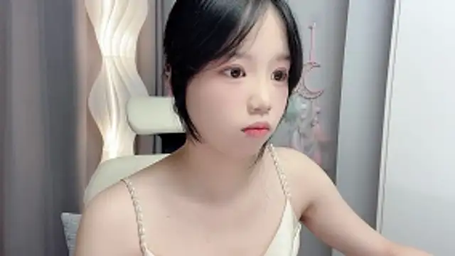 Snapshot of Xiaoqing00 chatting on June 3, 2026, 5:21 am Xiaoqing00 online show from June 3, 2026, 5:21 am