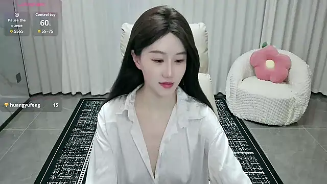 Snapshot of LUNYI-CC chatting on June 30, 2026, 2:18 pm LUNYI-CC online show from June 30, 2026, 2:18 pm