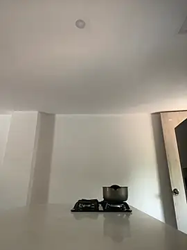 Roman Belmont online show from April 21, 2026, 5:50 pm