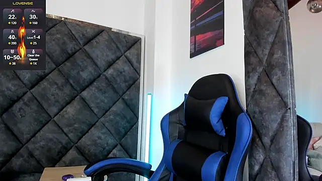 LiamKron online show from June 18, 2026, 11:36 am