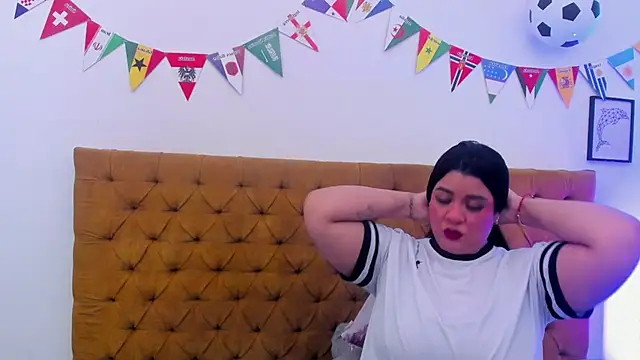 Snapshot of Katty_West chatting on June 24, 2026, 7:24 pm Katty West online show from June 24, 2026, 7:24 pm