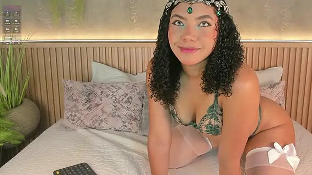Snapshot of Layla_Banks chatting on June 29, 2026, 8:31 pm Layla Banks online show from June 29, 2026, 8:31 pm
