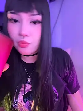Snapshot of LilithVamp chatting on May 1, 2026, 11:53 pm LilithVamp online show from May 1, 2026, 11:53 pm
