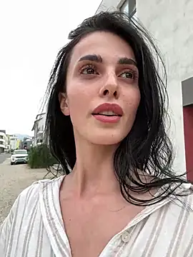 armina red online show from June 30, 2026, 2:51 pm