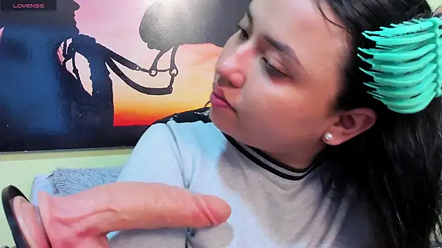 Snapshot of Cassle_ibarra_x chatting on May 6, 2026, 10:31 am Cassle ibarra x online show from May 6, 2026, 10:31 am