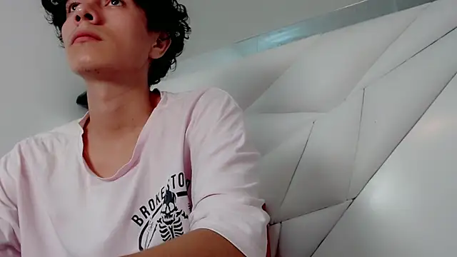 Shirowitheb online show from April 10, 2026, 1:05 pm