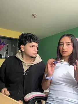 Snapshot of hotlatinocouple__ chatting on May 27, 2026, 8:28 pm hotlatinocouple online show from May 27, 2026, 8:28 pm