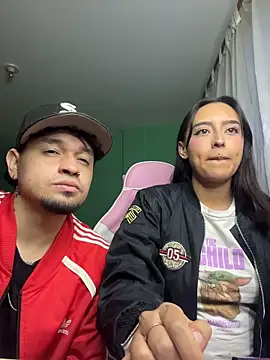 Snapshot of hotlatinocouple__ chatting on May 29, 2026, 11:14 pm hotlatinocouple online show from May 29, 2026, 11:14 pm