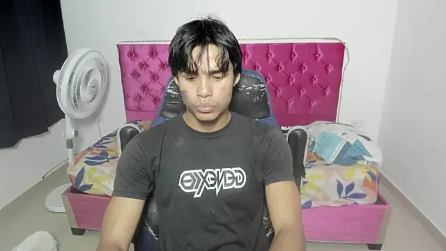 skinny sam online show from June 18, 2026, 5:51 am