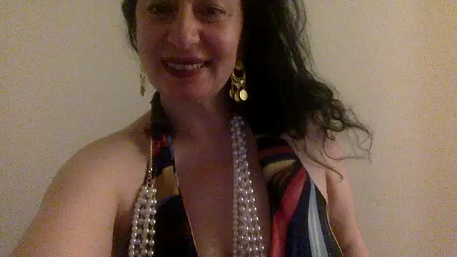 Lizzaa80 online show from May 10, 2026, 10:59 pm