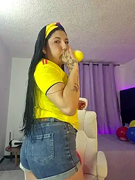 Celestee 21 online show from June 18, 2026, 1:50 am