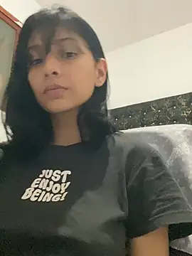 xoxo anny online show from May 24, 2026, 4:34 pm