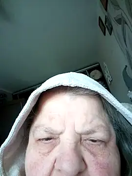 MartaMia68 online show from May 9, 2026, 5:01 am
