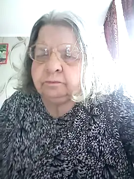 MartaMia68 online show from May 22, 2026, 5:25 am