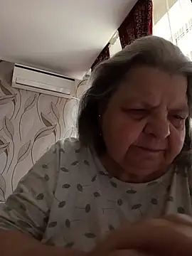 Snapshot of MartaMia68 chatting on July 7, 2026, 5:32 am MartaMia68 online show from July 7, 2026, 5:32 am