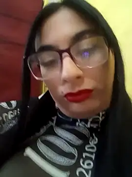 Perlizz 95 online show from April 19, 2026, 7:49 pm